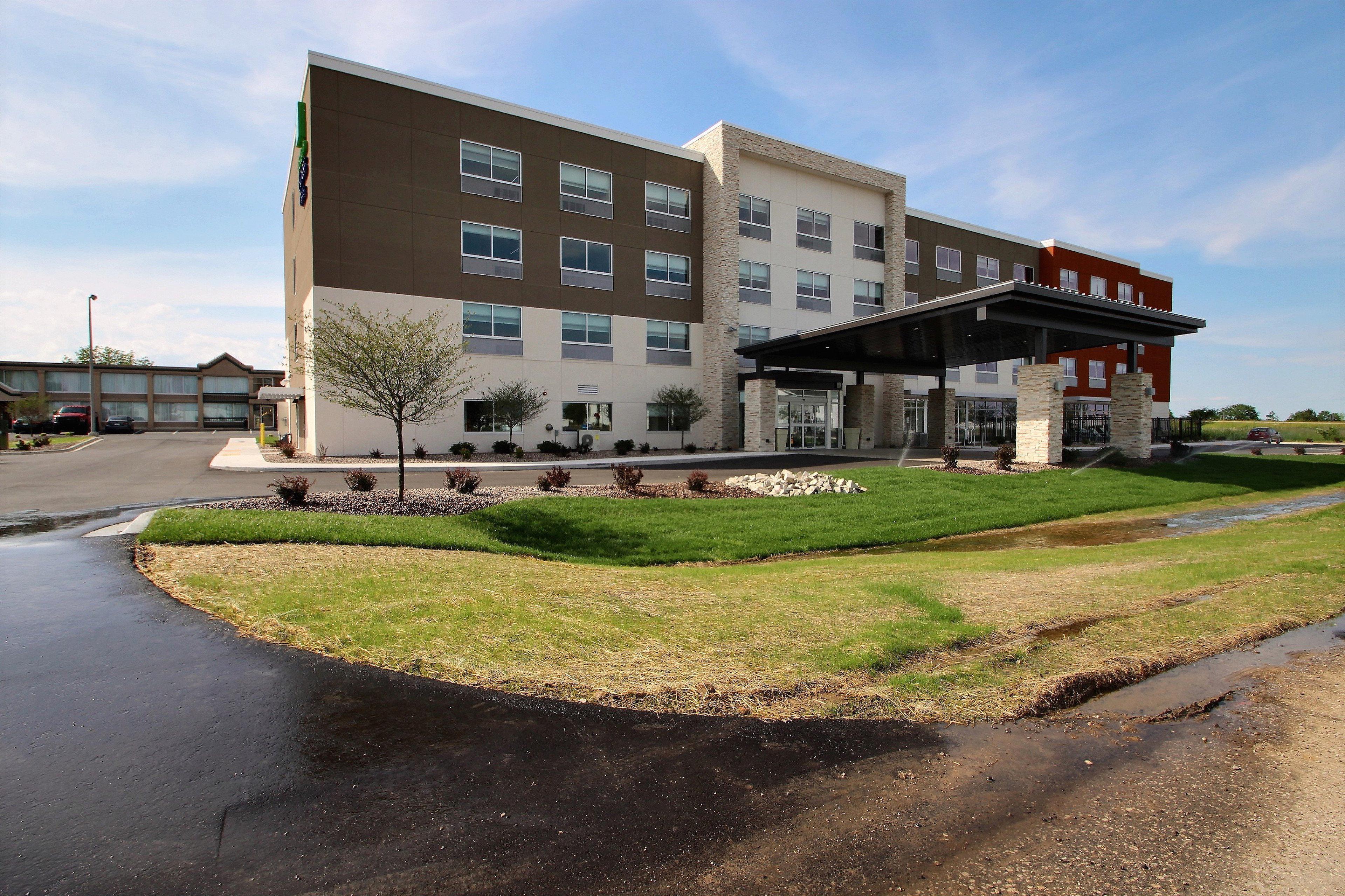 Holiday Inn Express & Suites Fond Du Lac By Ihg Экстерьер фото