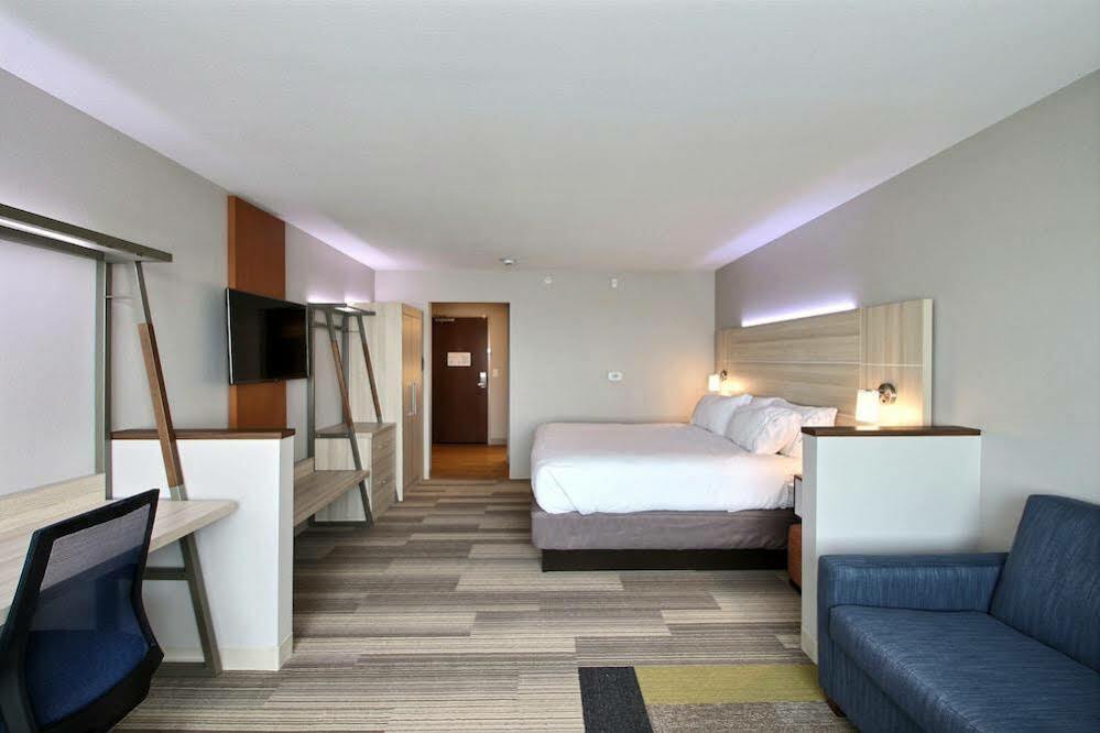 Holiday Inn Express & Suites Fond Du Lac By Ihg Экстерьер фото